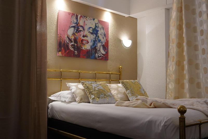ATH Hôtel Athénée image