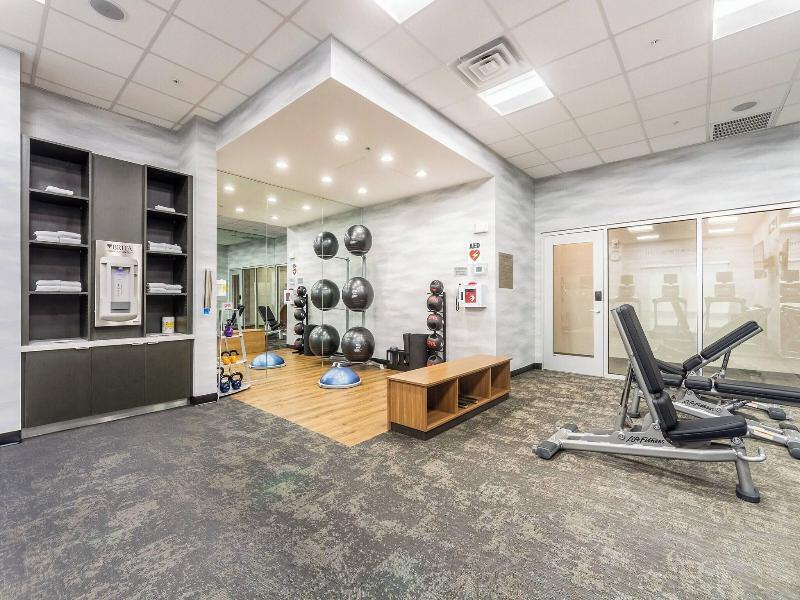 Fairfield Inn & Suites by Marriott Dallas Arlingto image