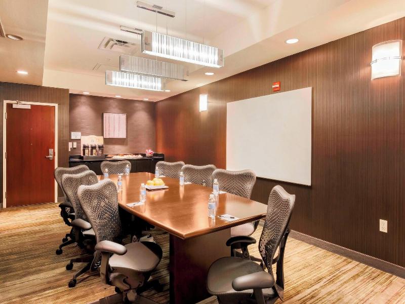 Courtyard By Marriott Dallas Arlington South image
