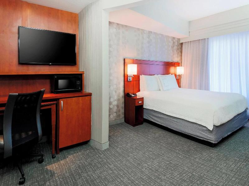 Courtyard By Marriott Dallas Arlington South image