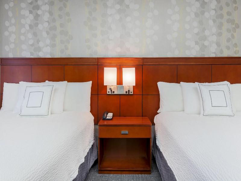 Courtyard By Marriott Dallas Arlington South image