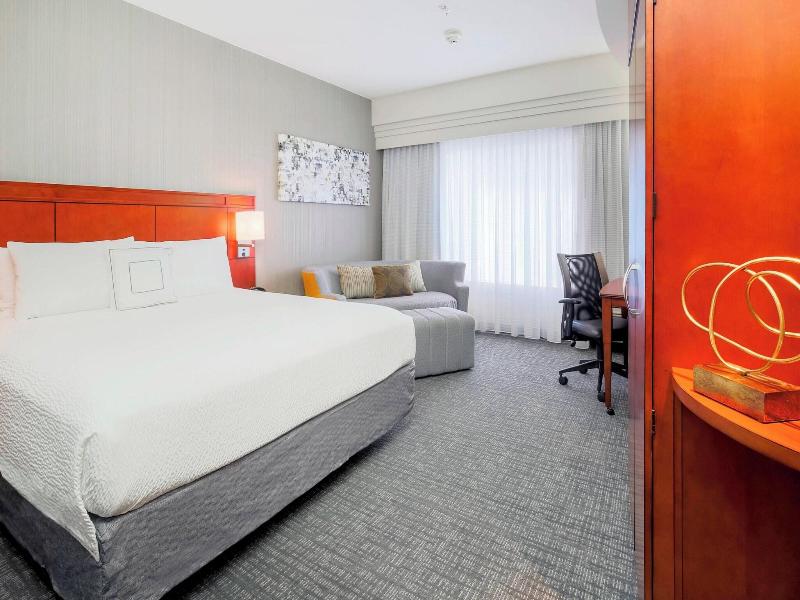 Courtyard By Marriott Dallas Arlington South image