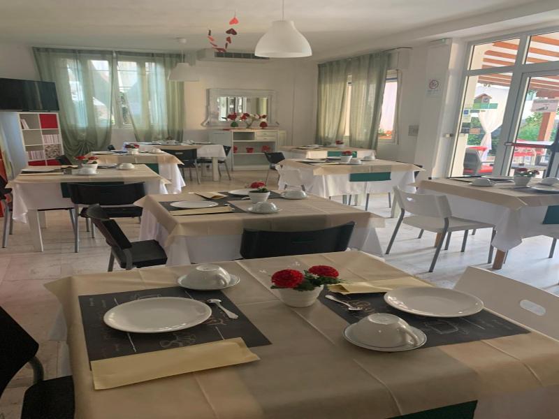 Hotel Migani Spiaggia image