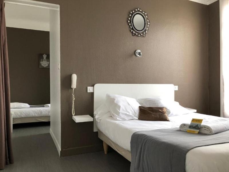 Le Crystal Hôtel image