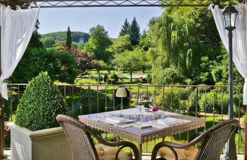 Hôtel - Restaurant Les Glycines image