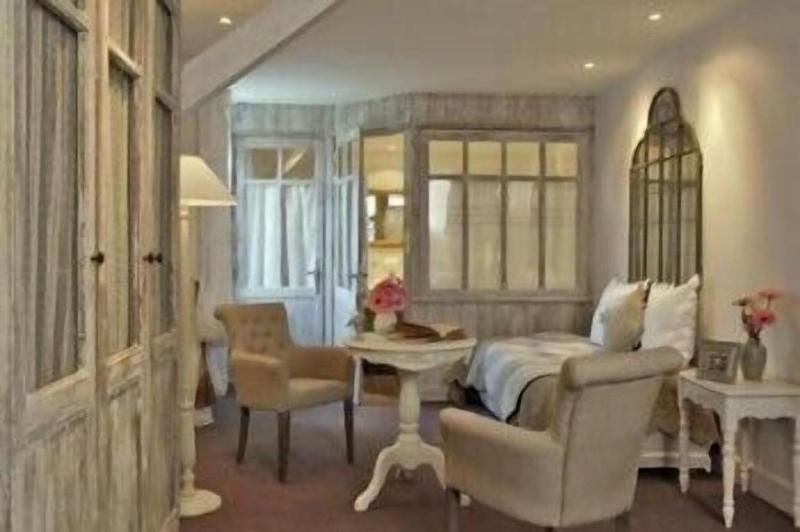Hôtel - Restaurant Les Glycines image