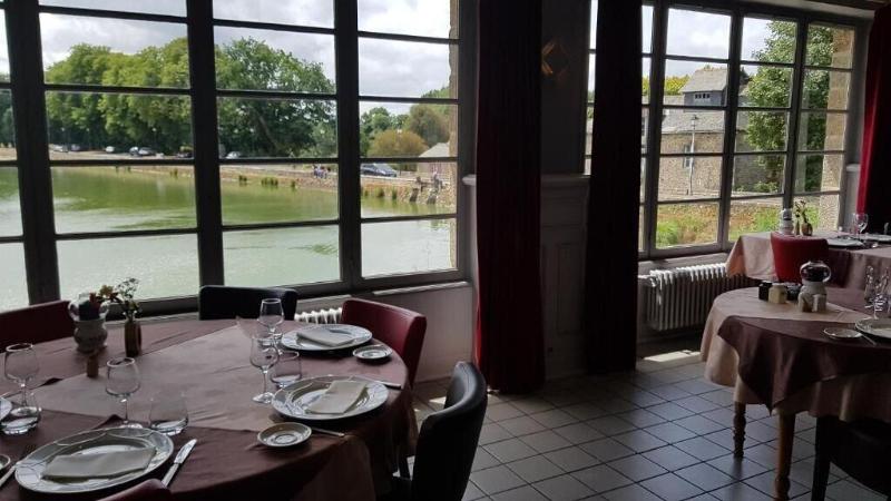 Hotel Restaurant Du Lac image