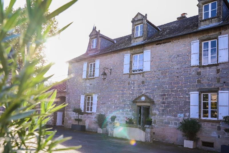 Hôtel Château Lacan image