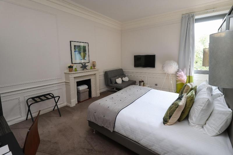 Hôtel Château Lacan image