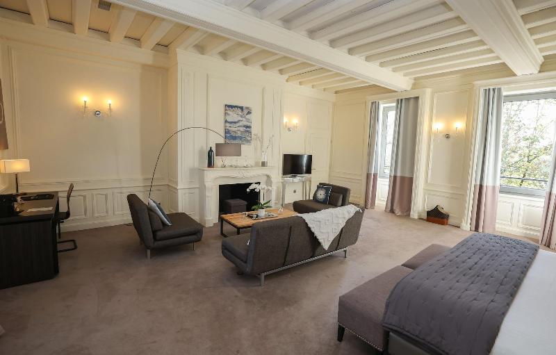 Hôtel Château Lacan image