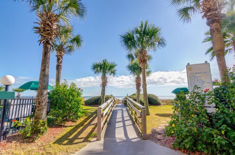 Palms Resort image