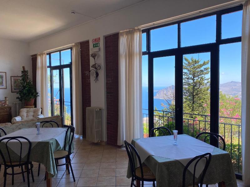 Hotel Villa San Giovanni image