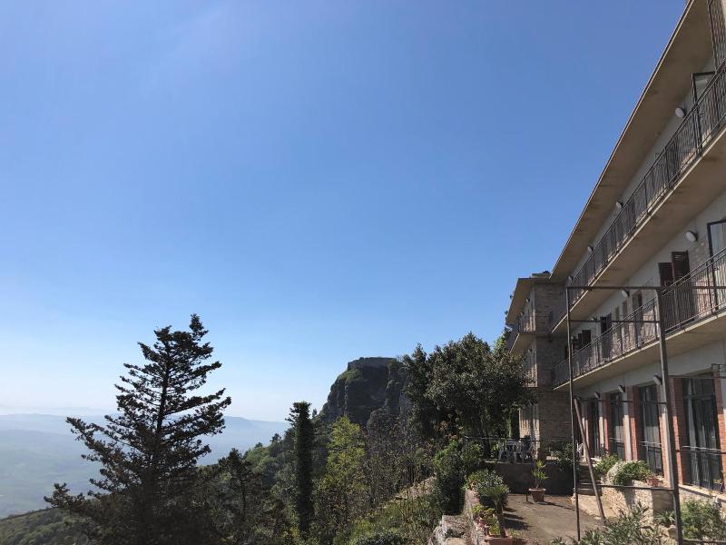 Hotel Villa San Giovanni image