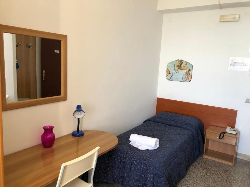 Hotel Villa San Giovanni image