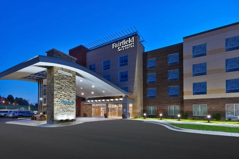 Fairfield Inn & Suites by Marriott Cincinnati Airp image