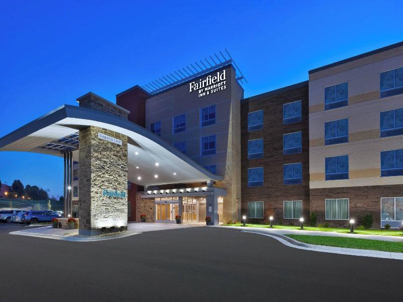 Fairfield Inn & Suites by Marriott Cincinnati Airp image