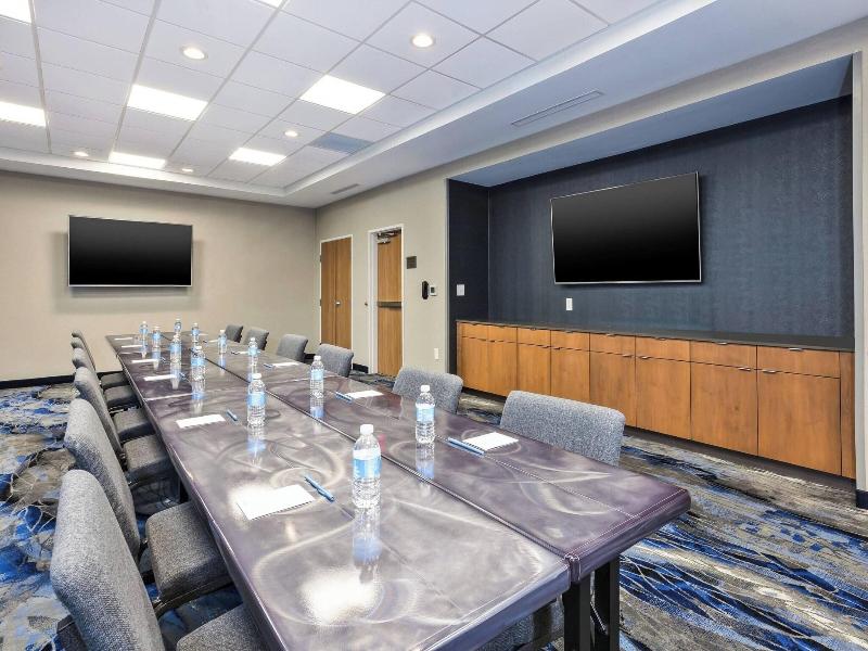 Fairfield Inn & Suites by Marriott Cincinnati Airp image