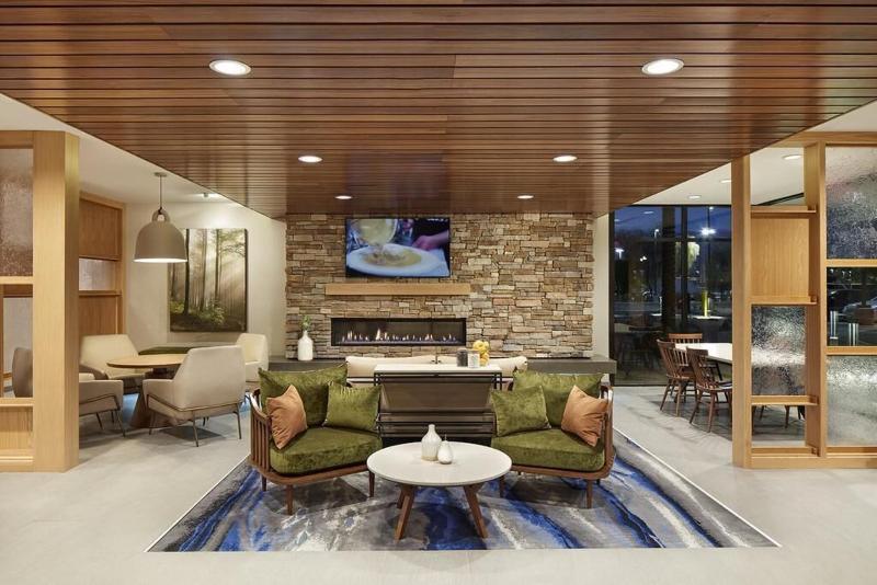 Fairfield Inn & Suites by Marriott Cincinnati Airp image