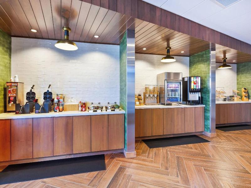 Fairfield Inn & Suites by Marriott Cincinnati Airp image