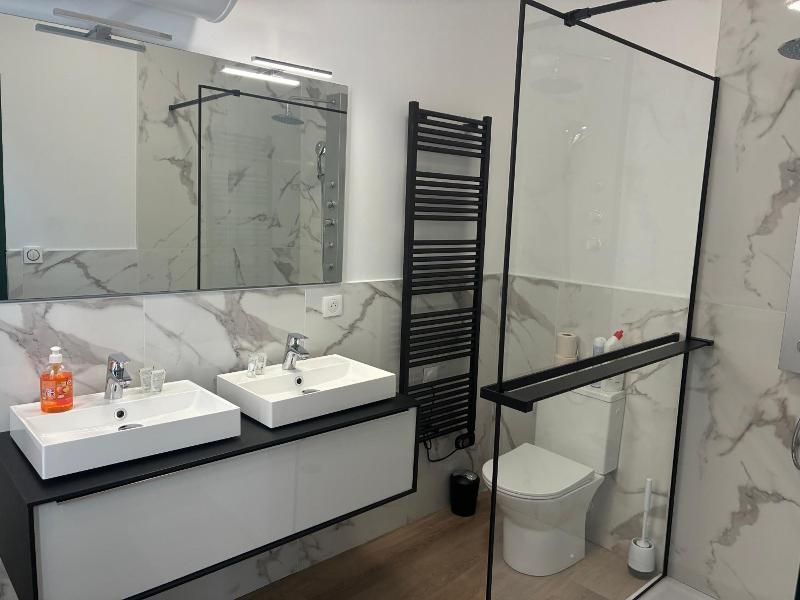 Hôtel du Pharo image