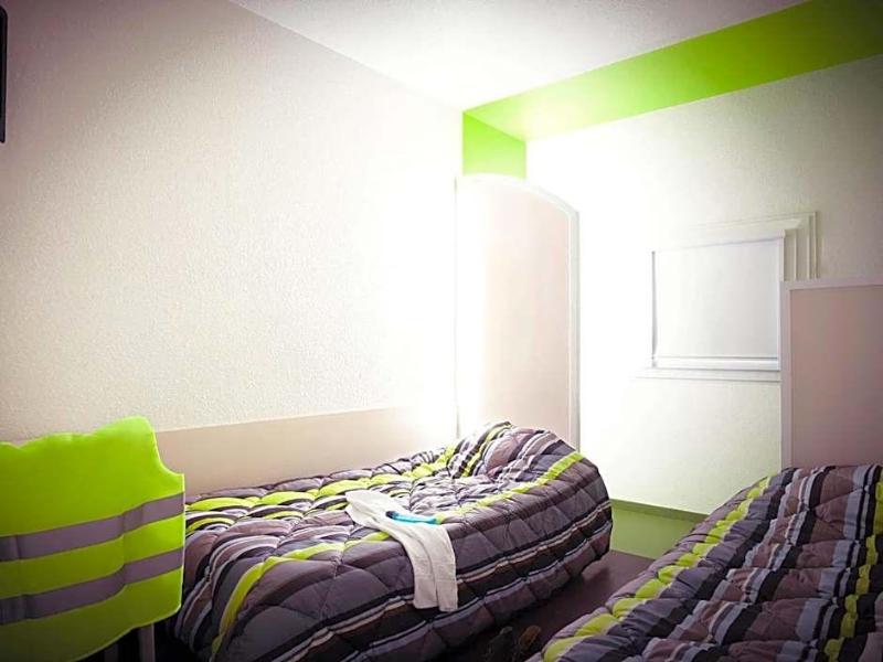 Hotelf1 Saint Brieuc image