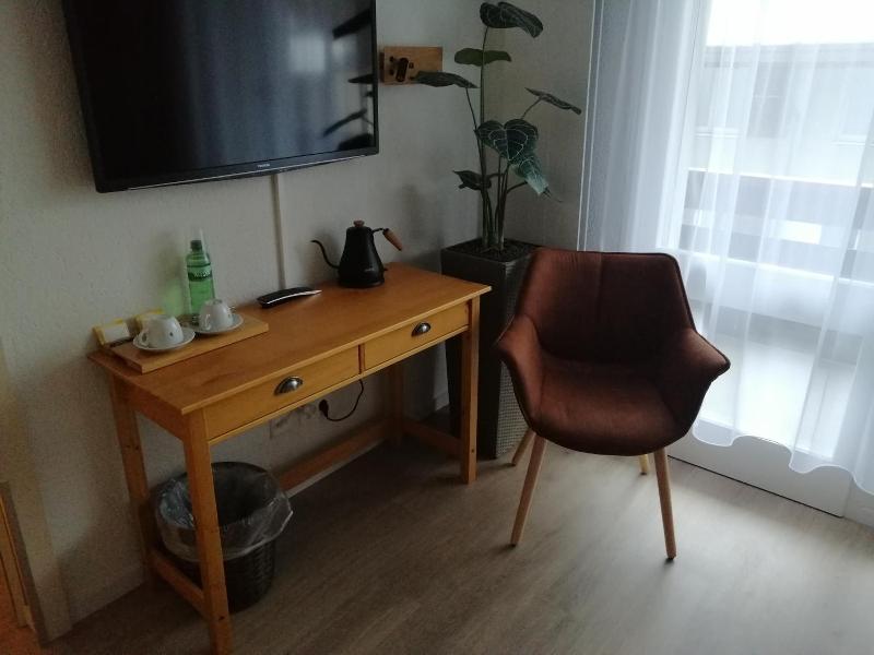 Residence Hotel & Apartments image