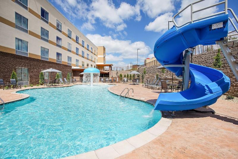 Fairfield Inn & Suites by Marriott Pigeon Forge image
