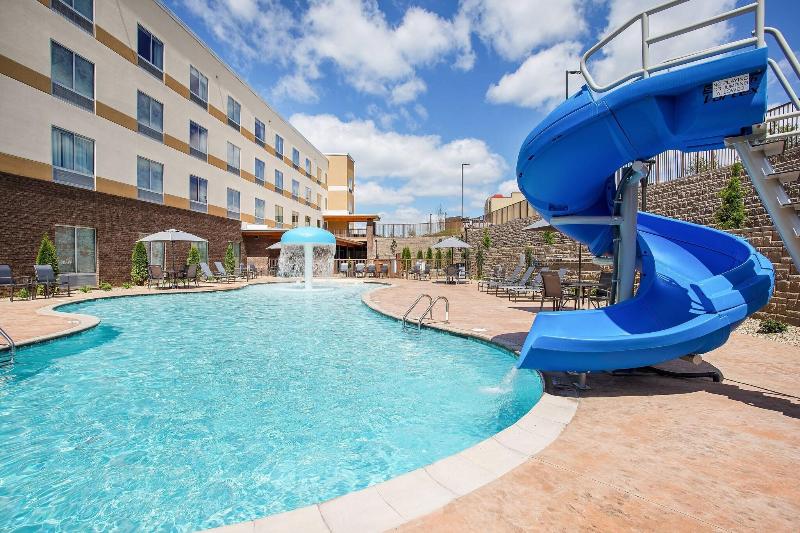 Fairfield Inn & Suites by Marriott Pigeon Forge image