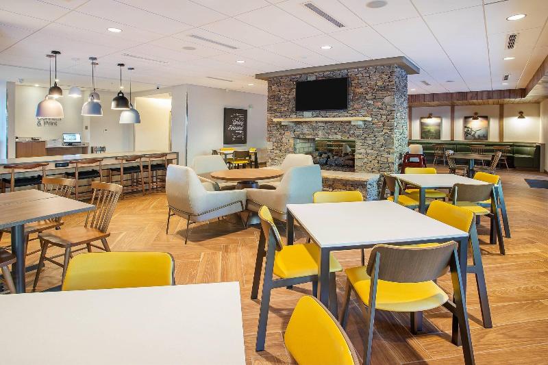Fairfield Inn & Suites by Marriott Pigeon Forge image
