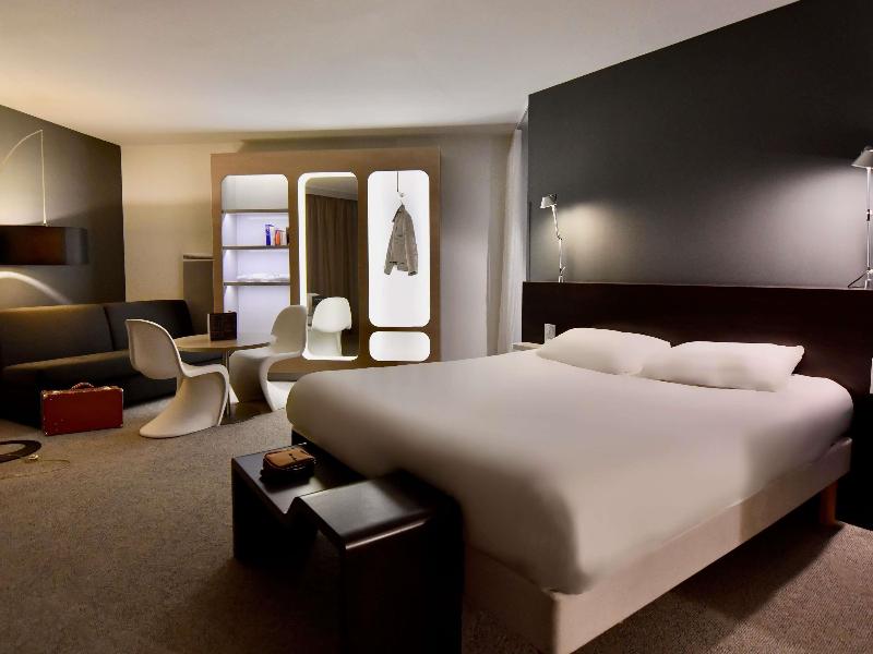 Ibis Styles Brest Centre Port image