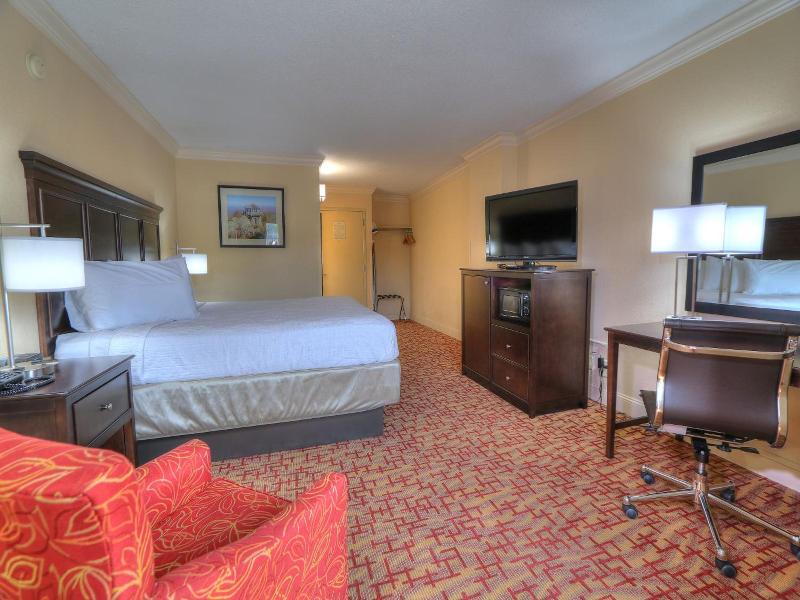Edgewater Hotel and Conference Center image