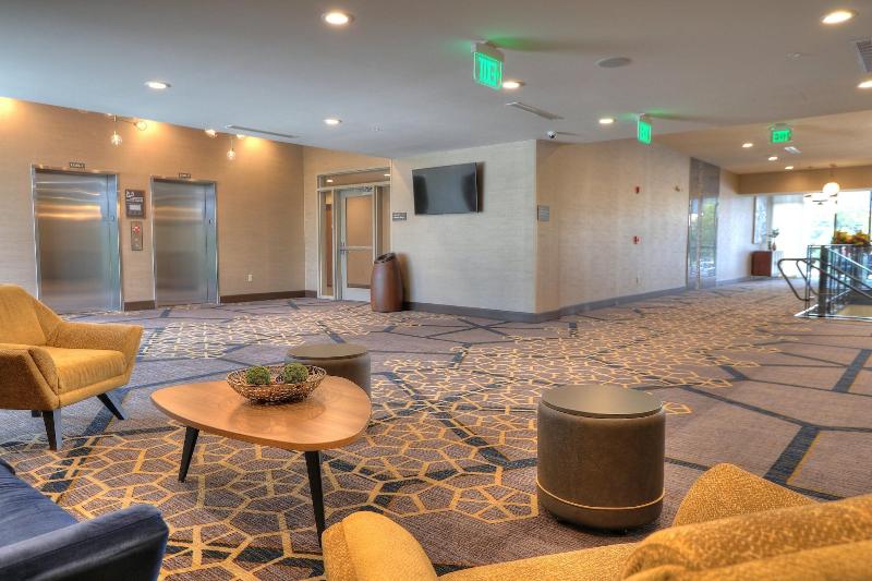 Holiday Inn & Suites Pigeon Forge Convention Cente