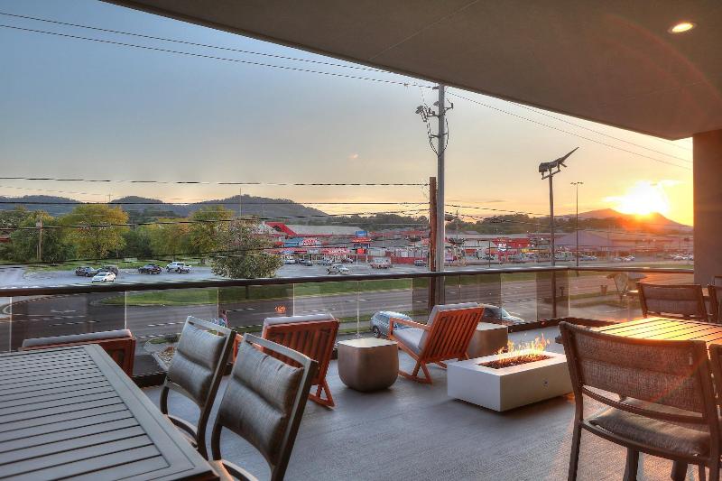 Holiday Inn & Suites Pigeon Forge Convention Cente