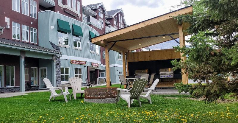 Sunset Mountain Inn And Spa image