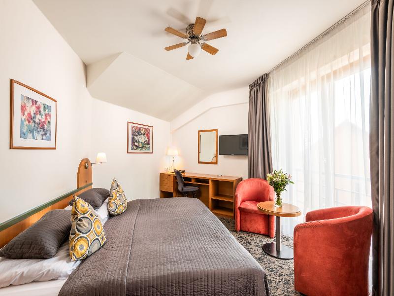 Hotel Troja Prague image
