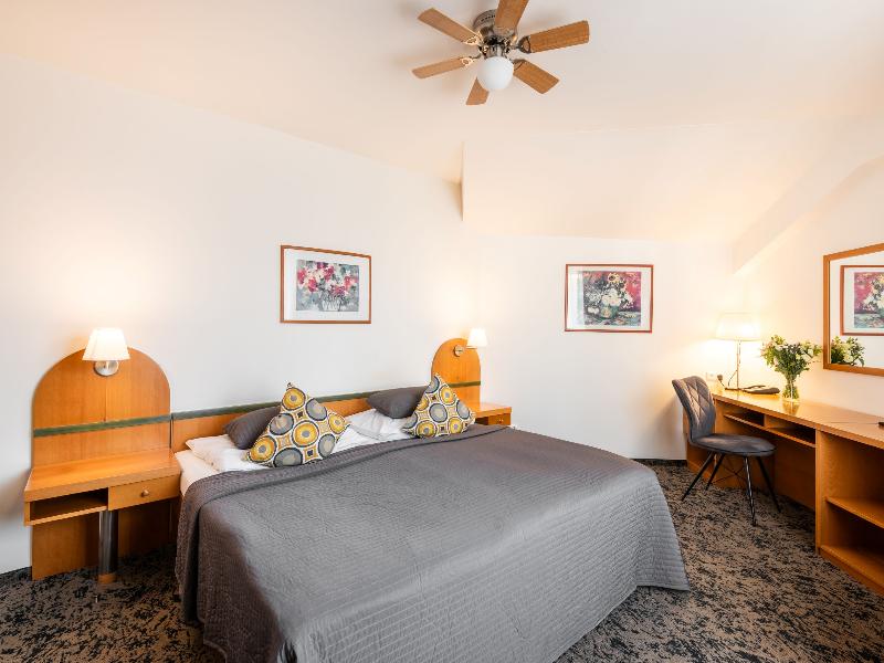 Hotel Troja Prague image