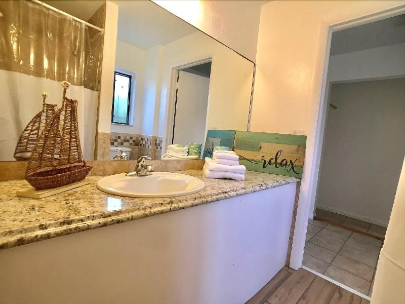 Sunny Palms Inn image