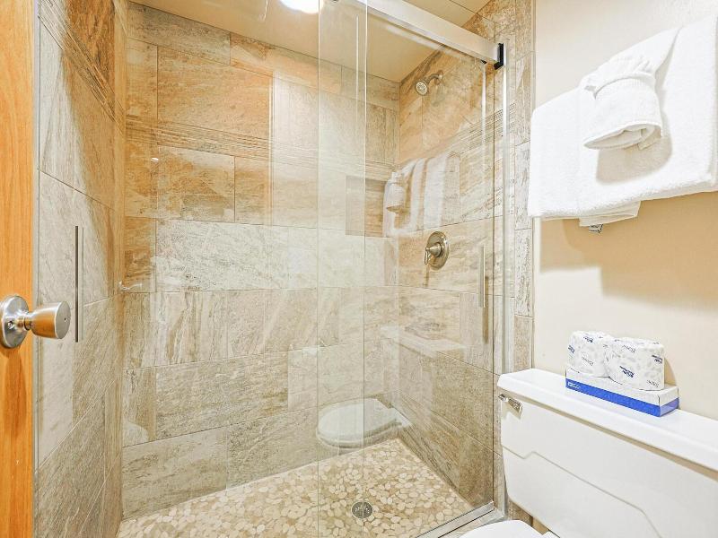 Summit House 2 Bed 2 Bath B image
