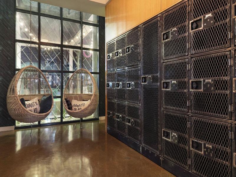 Moxy Memphis Downtown