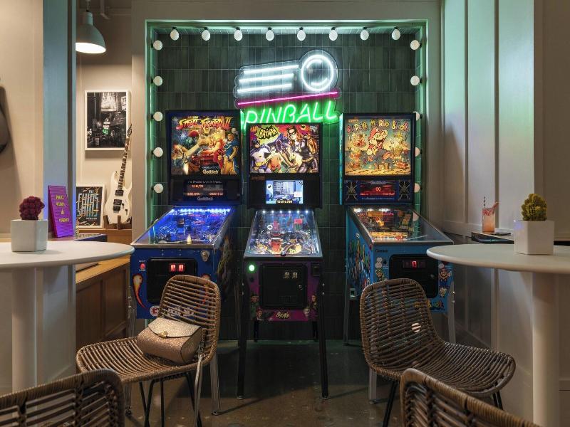 Moxy Memphis Downtown