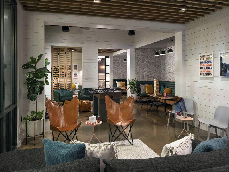 Moxy Memphis Downtown