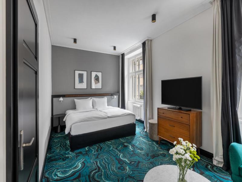 numa Hotel Republika & Suites image