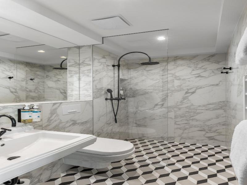 numa Hotel Republika & Suites image