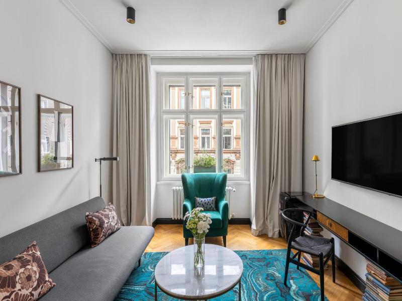 numa Hotel Republika & Suites image