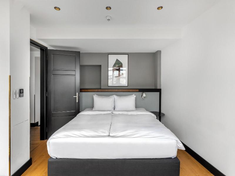numa Hotel Republika & Suites image