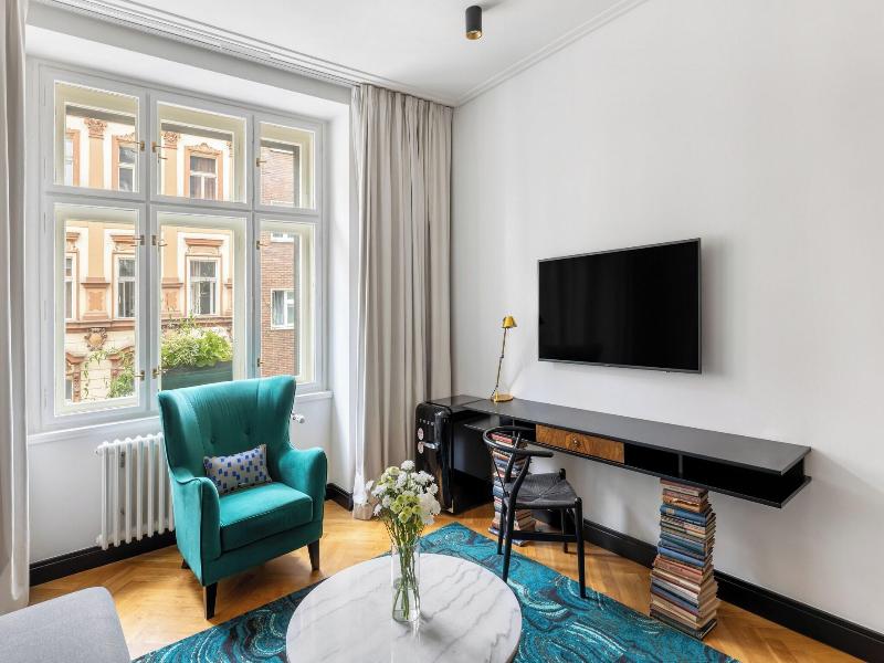 numa Hotel Republika & Suites image
