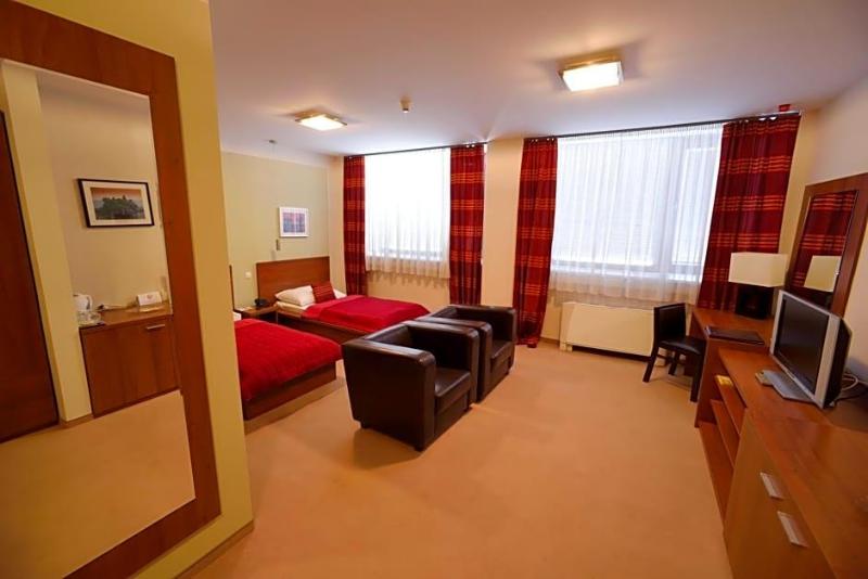 Aston Business Hotel image
