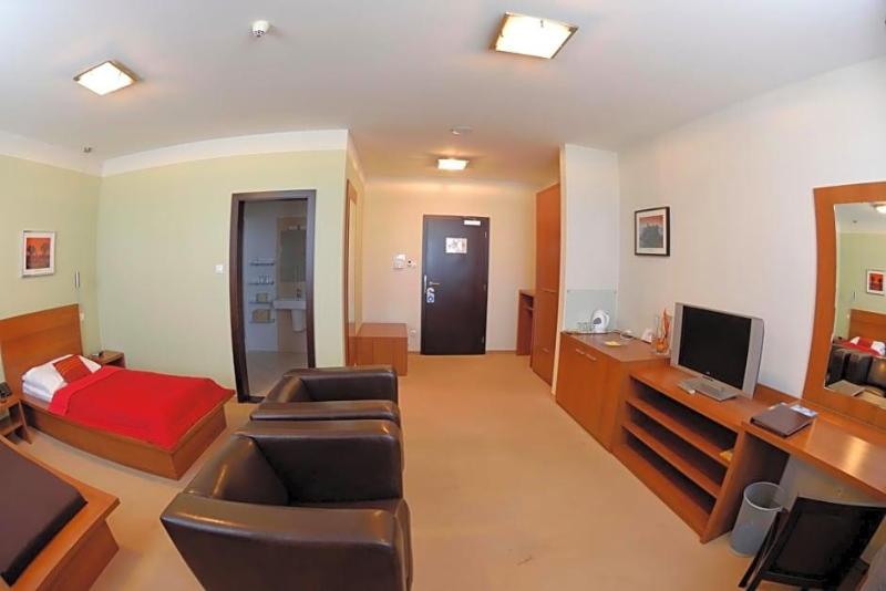 Aston Business Hotel image