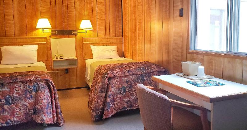 Keystone Hotel image