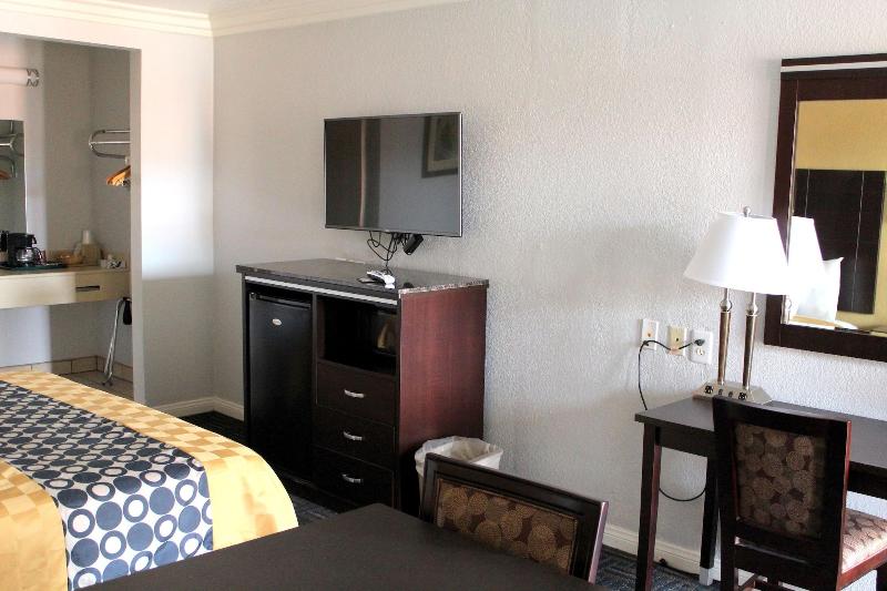 Orange Show Inn San Bernardino image